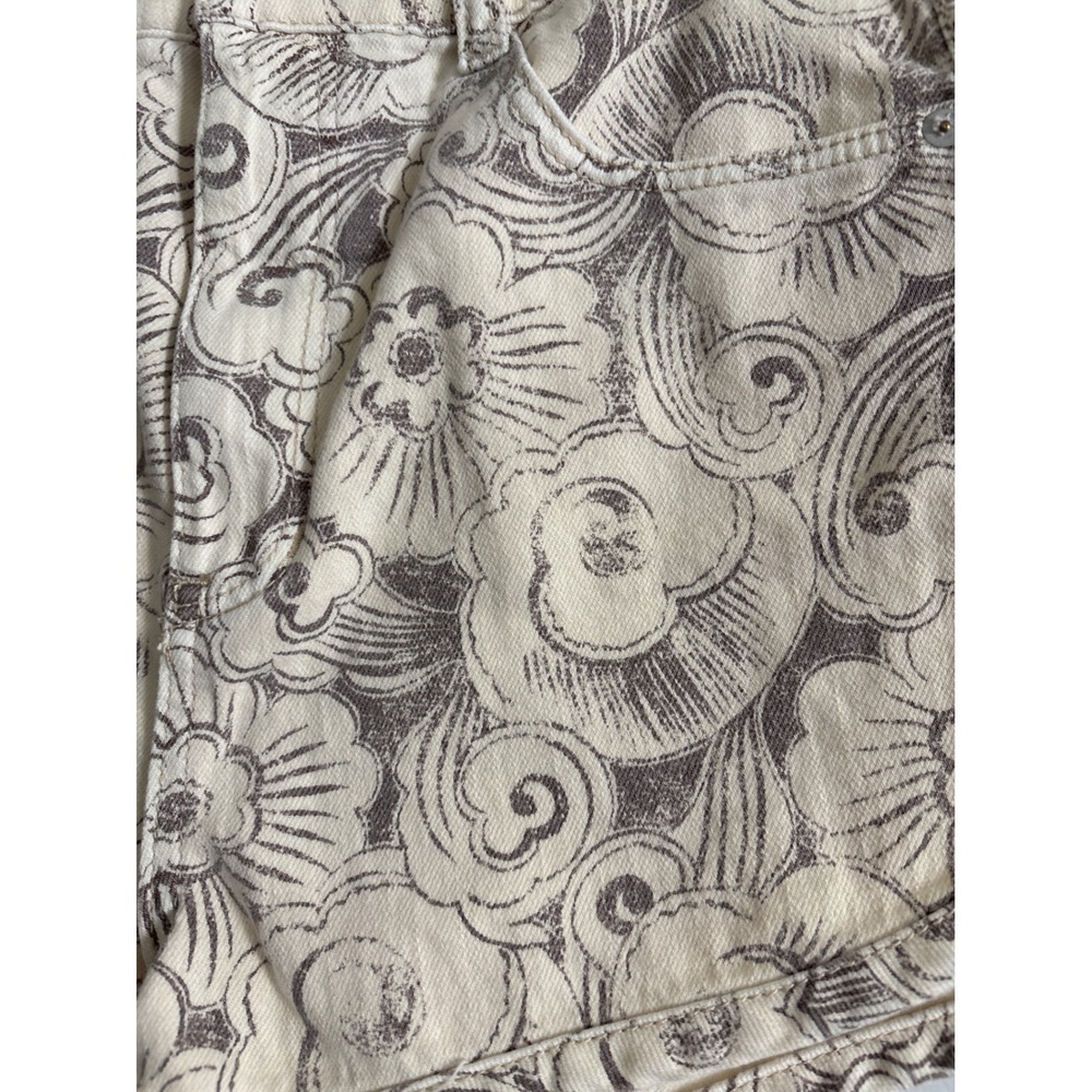 Pilcro Anthropologie‎ High Rise Dolphin Hem Floral Printed Shorts Size 28 - Picture 6 of 10